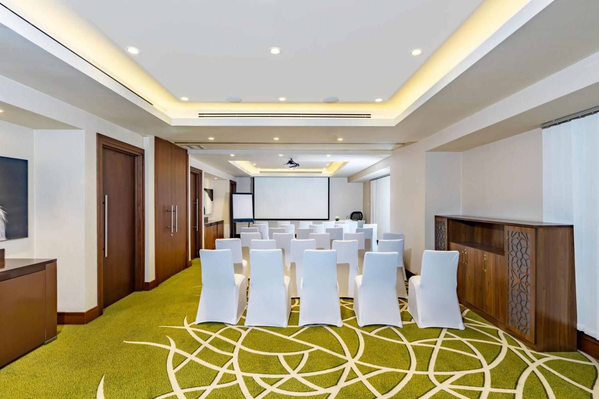 Courtyard By Marriott Riyadh Olaya Ngoại thất bức ảnh